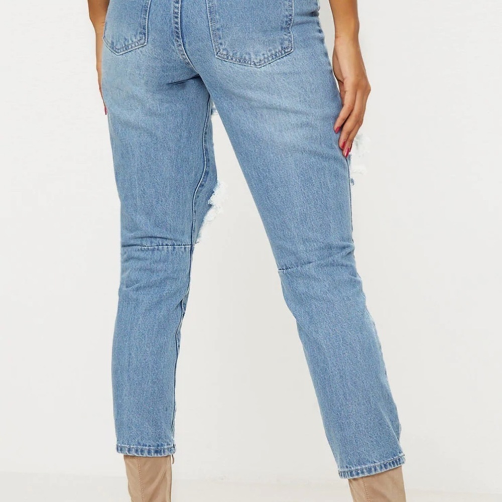 Mid Wash Mom Extreme Rip Jean - Picture 4 of 4